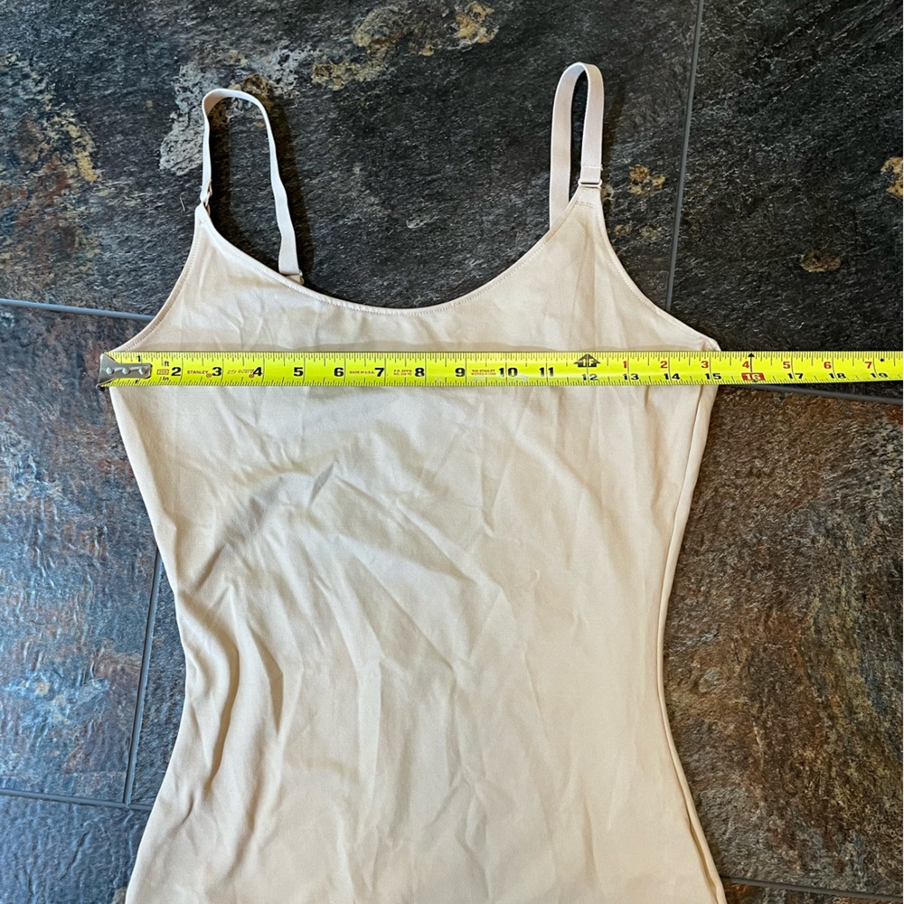 Spanx Socialight light compression slip in soft nude color. Size XL - Picture 8 of 12